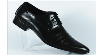 Мужские туфли с благородным блеском и стильным узким носом -69%