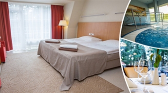 ЛИТВА: отдых ДЛЯ ДВОИХ (1 ночь) в гостинице «Royal SPA Residence» с завтраком, посещением бассейна и банного комплекса и процедурами всего за 59 €!