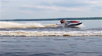 Izbrauciens ar ūdens motociklu Ikšķilē