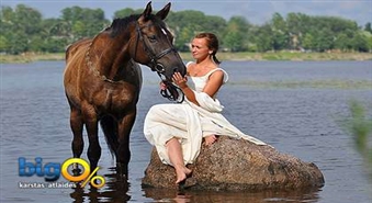 Одночасовая прогулка на лошадях вдоль берега Даугавы со скидкой 40%!