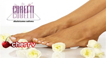 Coretti: педикюр + покрытие Gelish
