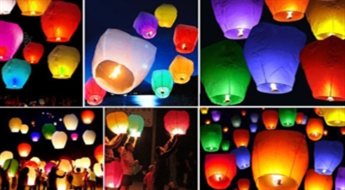 10 krāsainas lidojošās gaismas laternas