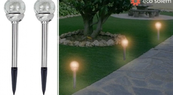 Lampa ar saules baterijām