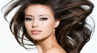 Īpašas rūpes par matu skaistumu un veselību vasarā! Intensīvās iedarbības matu laminēšana procedūra + veidošana salonā Palermo Beauty Salon -60%