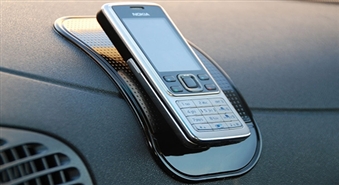 Mobilais telefons, atslēgas, sīknauda u.c. lietas vienmēr pa rokai! Universāls neslīdošais paklājiņš Nano-Pad Anti-slip -51%