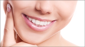 Pilna profesionālā zobu higiēna ar ultraskaņu Dr. Intas Rozenbahas zobārstniecības klīnikā - 57%!