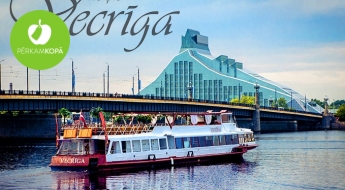 Великолепная поездка по Даугаве на прогулочном катере VECRĪGA: "Рейс - панорамная Рига" или романтический "Рейс на закате"