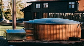 Nakšņošana divatā un pelde kublā viesu namā "Kalndaķi“ pie Milzkalnes