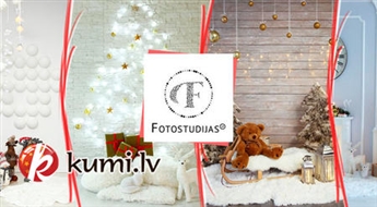 Fotosesija profesionālā studijā ar Ziemassvētku dekorācijām (30 min)