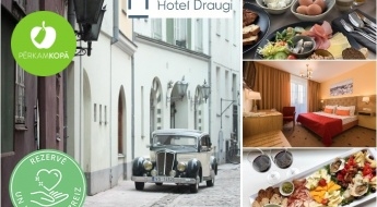 Номер в гостинице "Hestia Hotel Draugi" - включено плато с закусками, бутылка игристого вина и вкусный завтрак