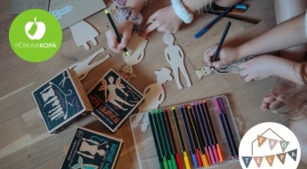 Сделано в Латвии! Комплекты для детского рукоделия - обшиваемые деревянные куклы, создание нарядов и др.